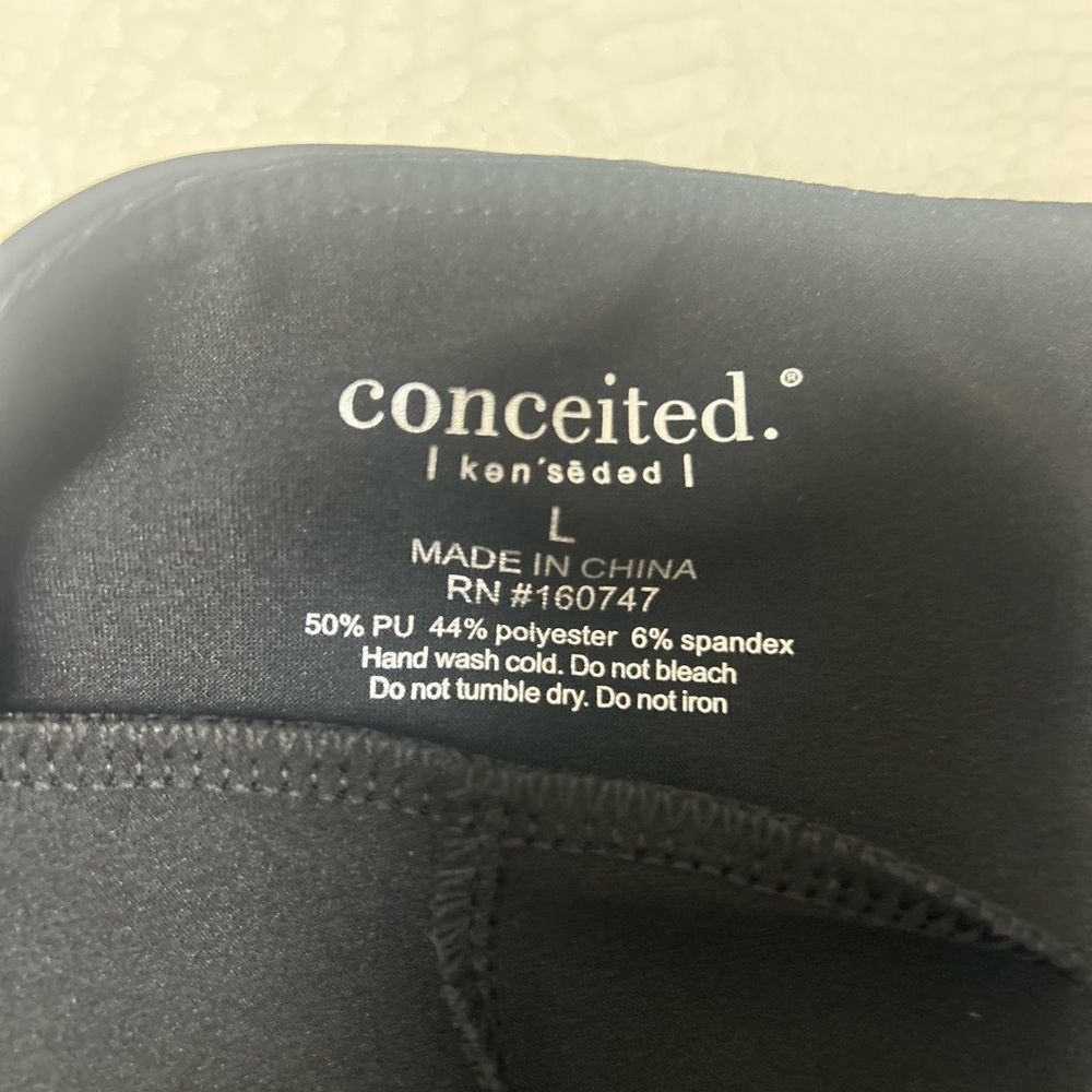 conceited Women Pant 50% PU 44% polyester 6% spandex Size L black . - Picture 4 of 8